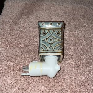 Scentsy Plug In Warmer